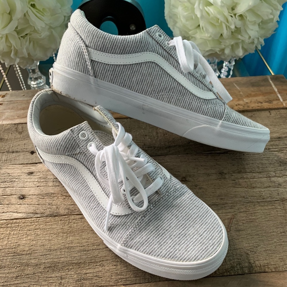 Lace up vans